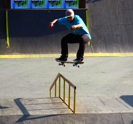 boaz lip slide