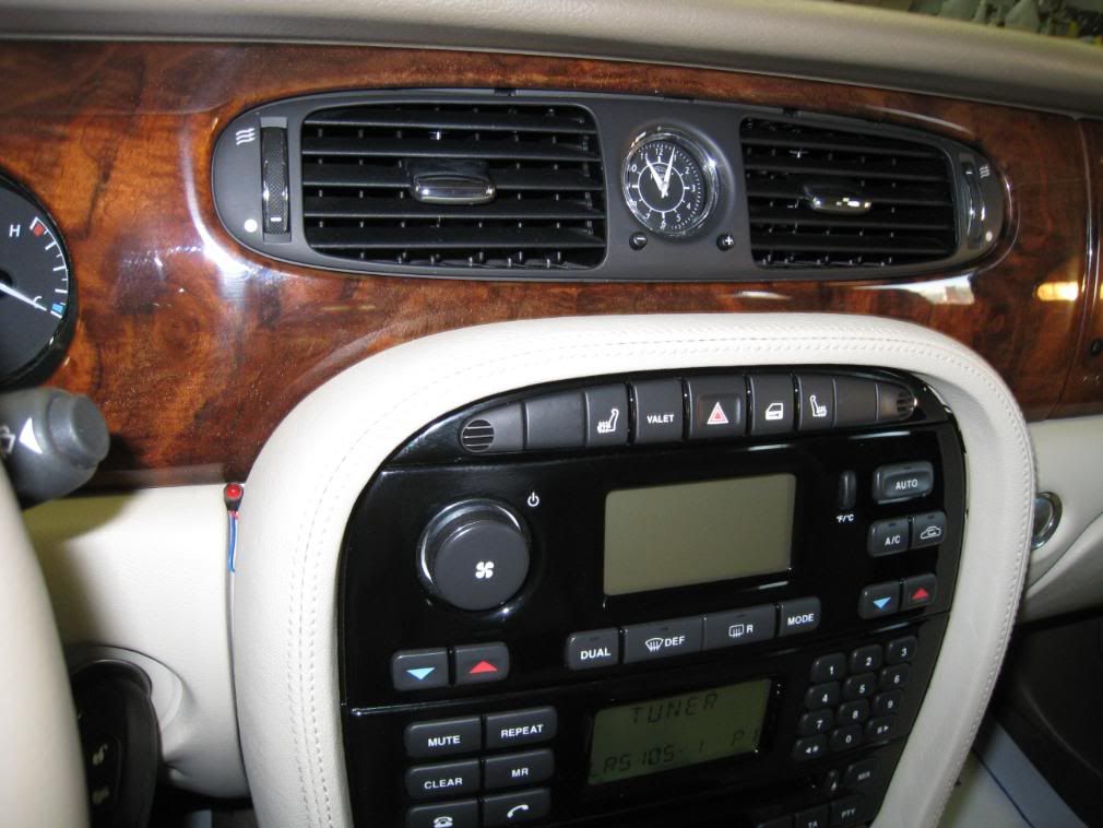 IMAGEAutoDetail05xk8louisvilleky26.jpg