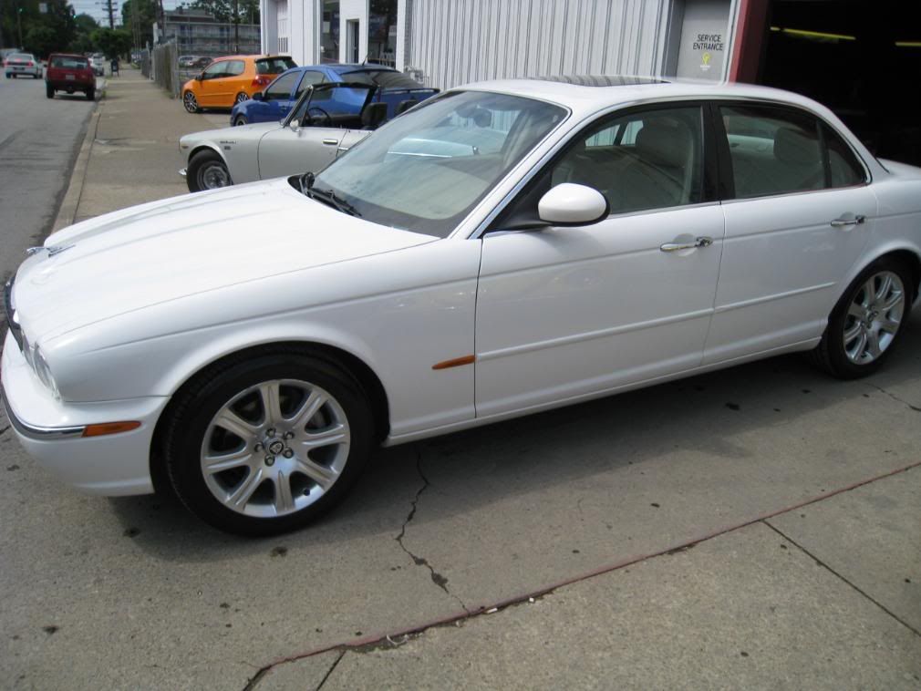 IMAGEAutoDetail05xk8louisvilleky29.jpg