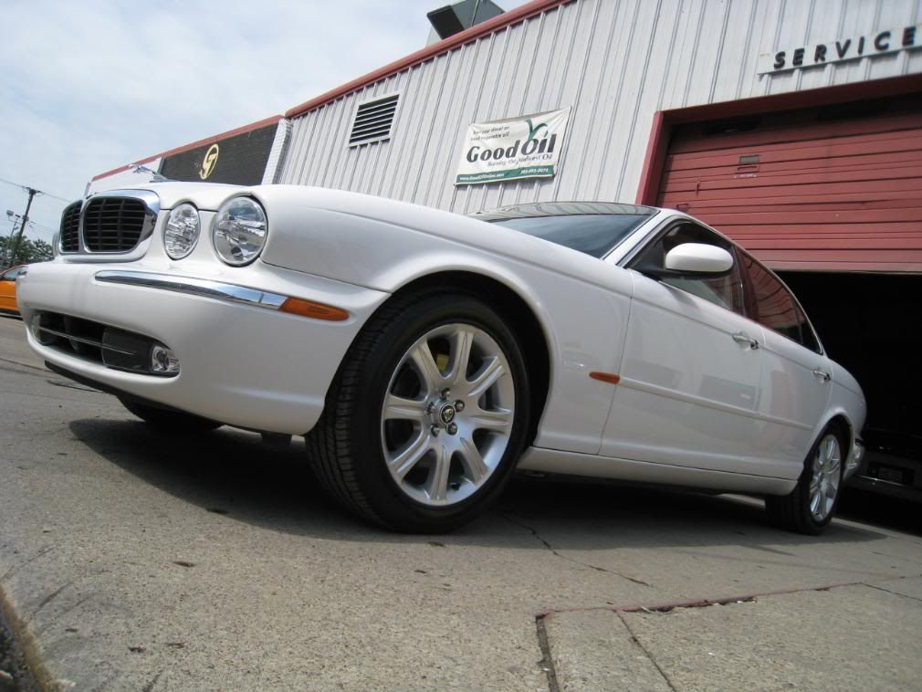 IMAGEAutoDetail05xk8louisvilleky35.jpg