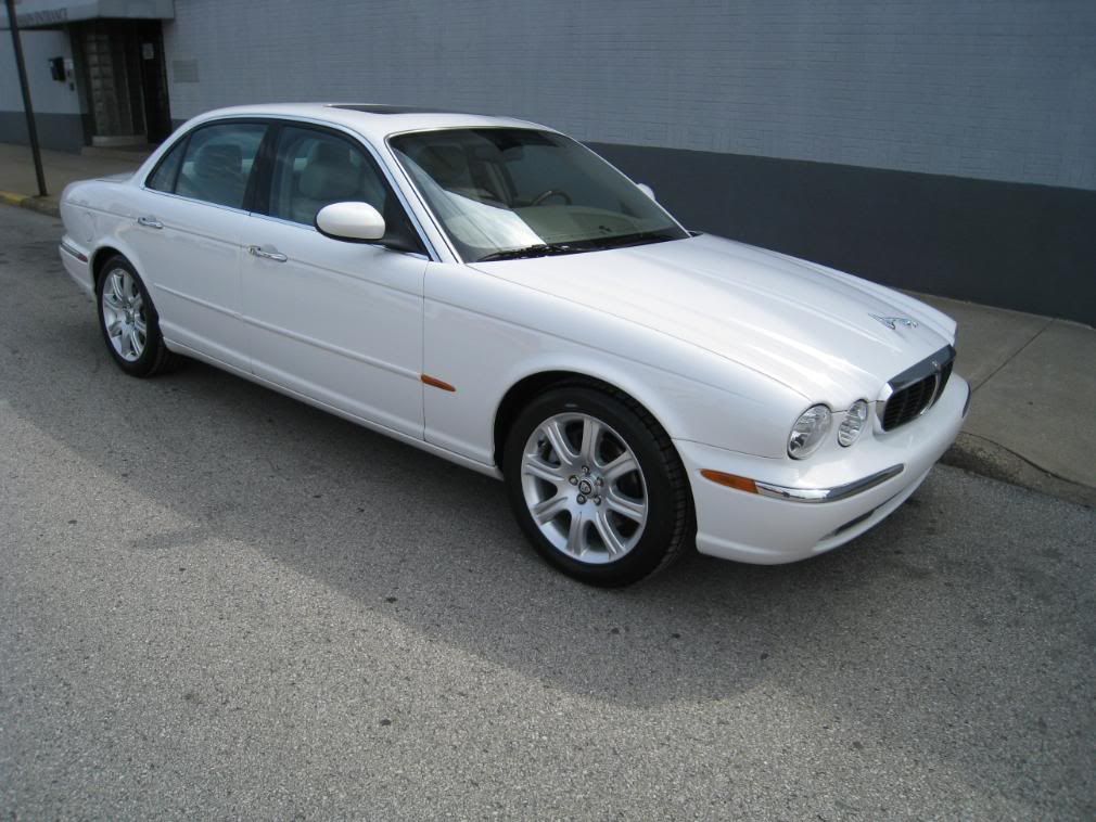 IMAGEAutoDetail05xk8louisvilleky39.jpg