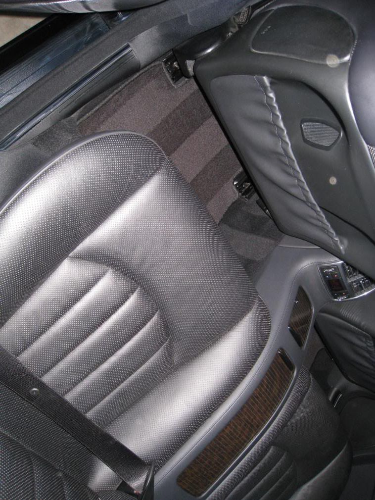 imageautodetailblkcls500louisvil-14.jpg