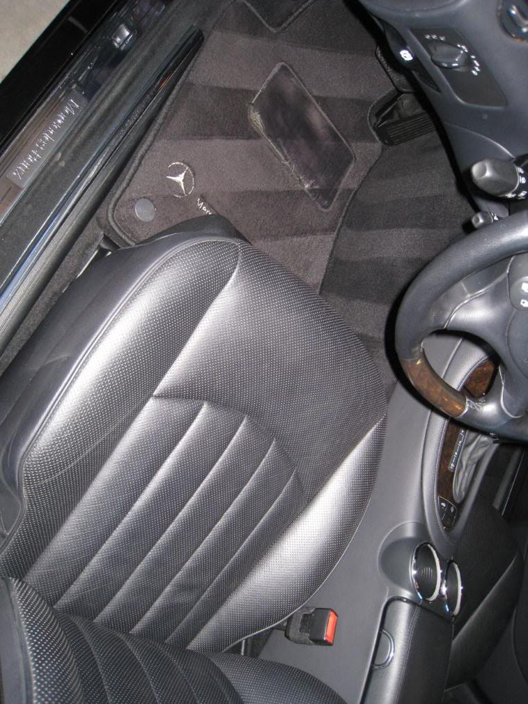 imageautodetailblkcls500louisvil-17.jpg