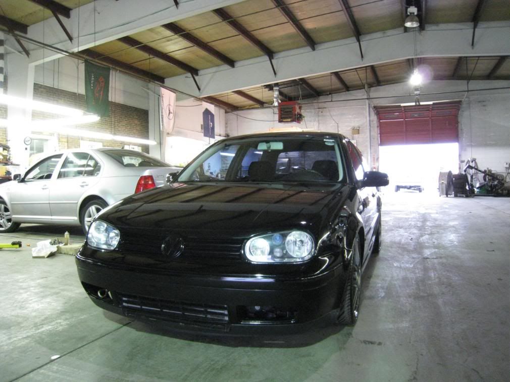 imageautodetailblackvwgtilouisvi-33.jpg