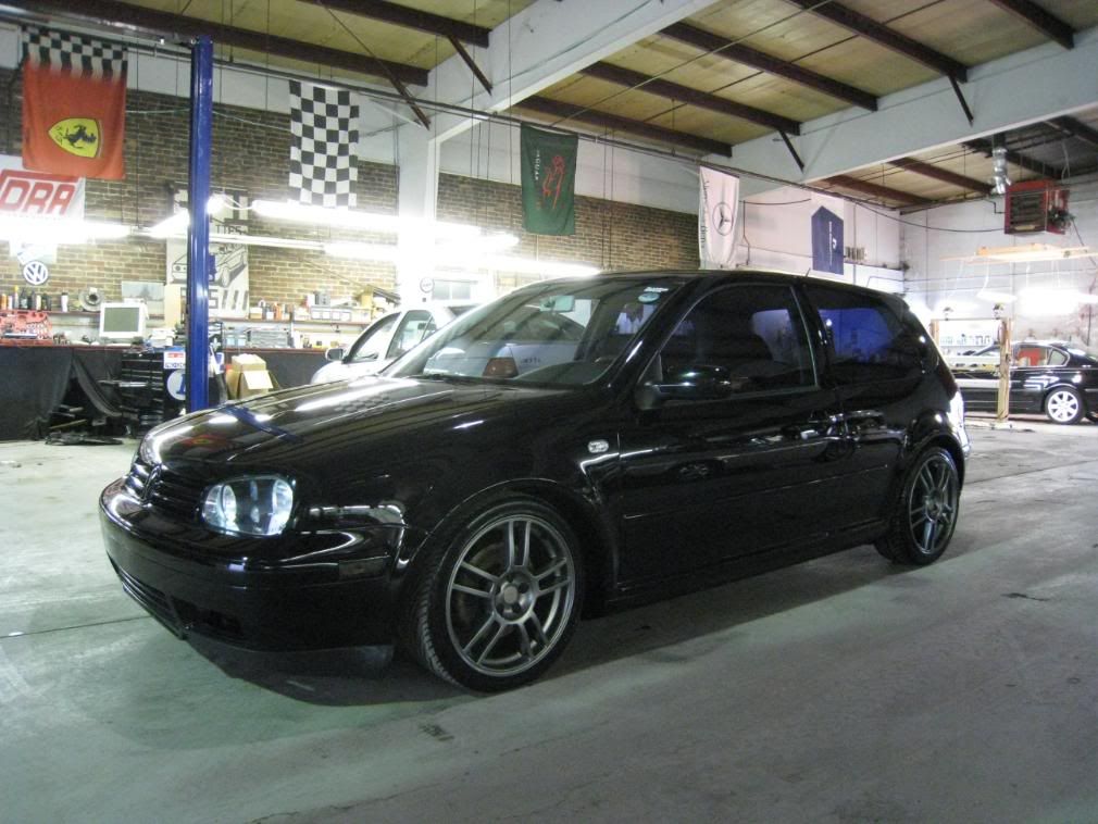 imageautodetailblackvwgtilouisvi-34.jpg