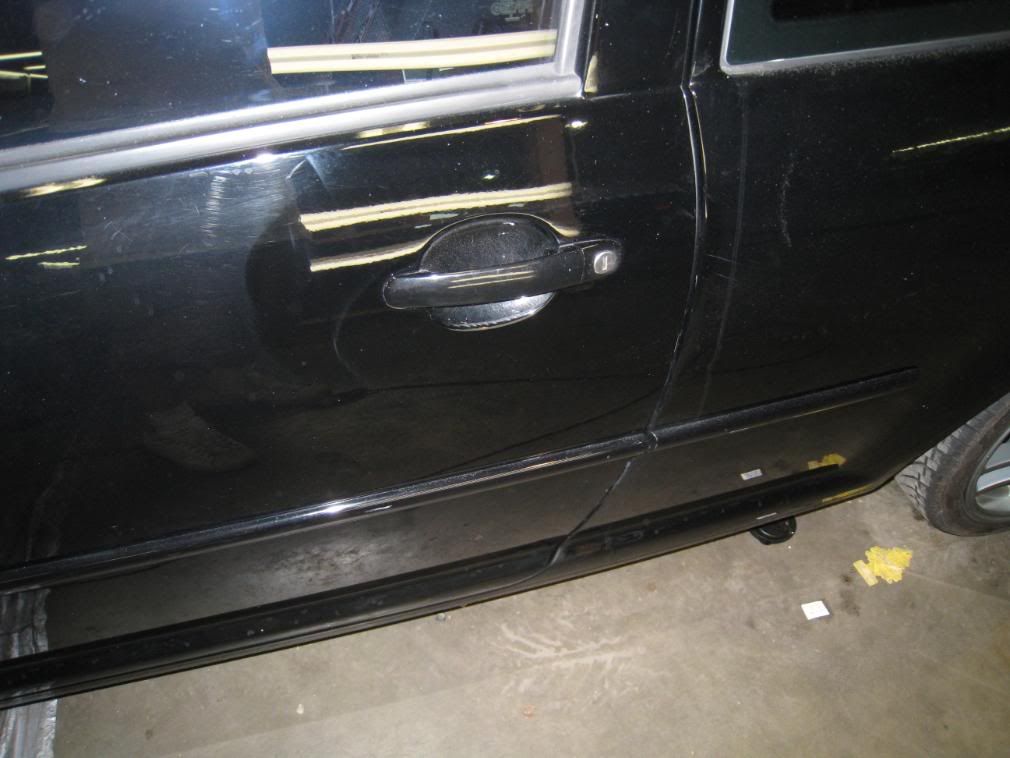 imageautodetailblackvwgtilouisvi-45.jpg