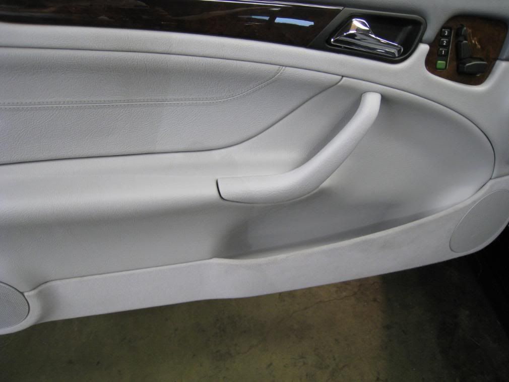 imageautodetaillouisvilleclk3200-49.jpg