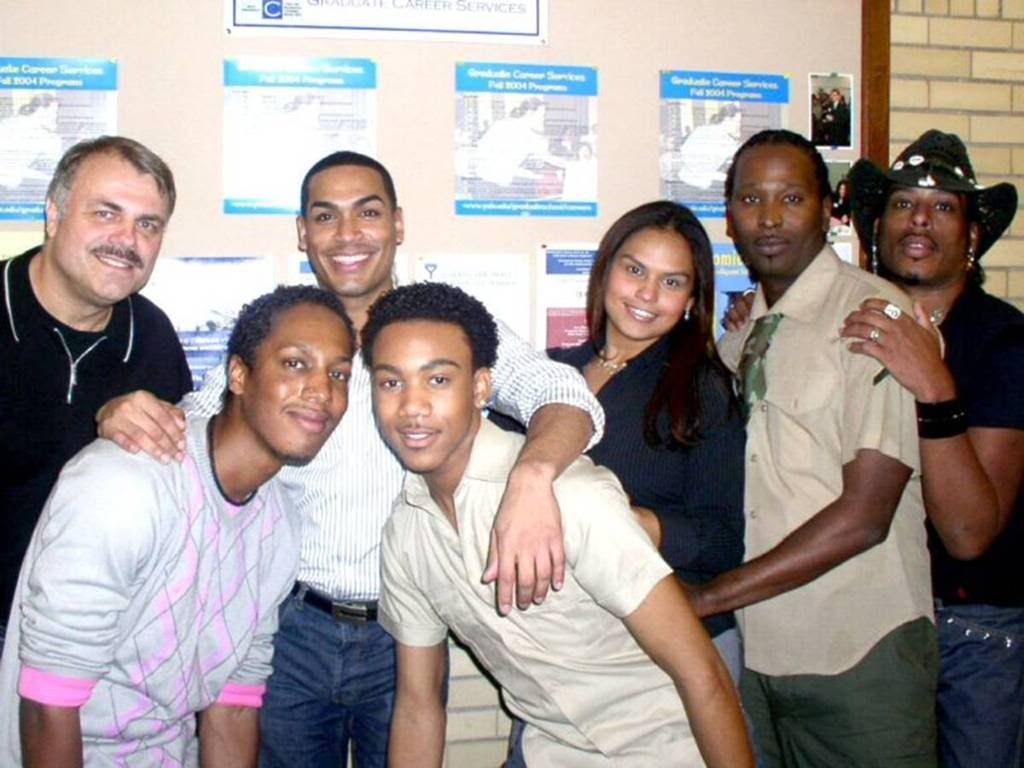 Wolfgang Busch at Yale University in 2004 with, from left to right, Uri, Luna Khan, a friend, Jazmine Blahnik, Jack Mizrahi, and Willi Ninja.