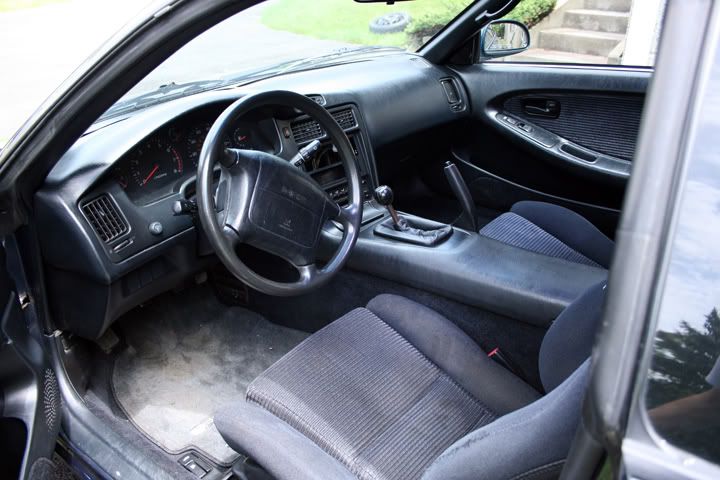 http://i203.photobucket.com/albums/aa281/mg_steele/interior.jpg