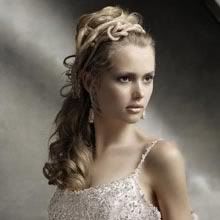 asymmetrical wedding hairstyle picture236