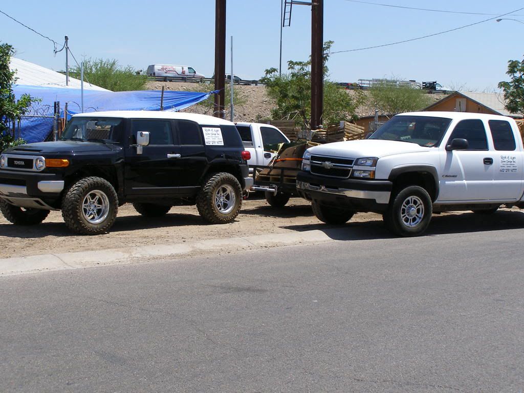 mudflaps, fender flares removed. pics Toyota FJ Cruiser Forum