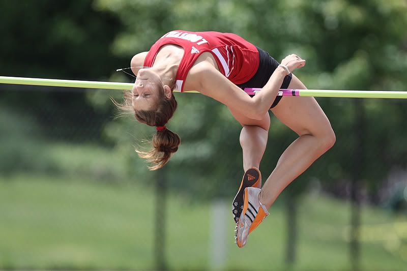 IMAGE: http://i203.photobucket.com/albums/aa67/adamlewis88/UL%20Track%202008-05-17/AL_RUN008vCardinalTwilight0037.jpg