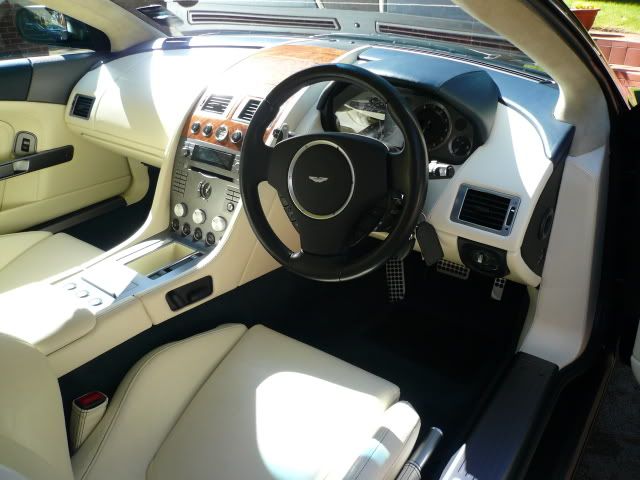 Aston006-1.jpg