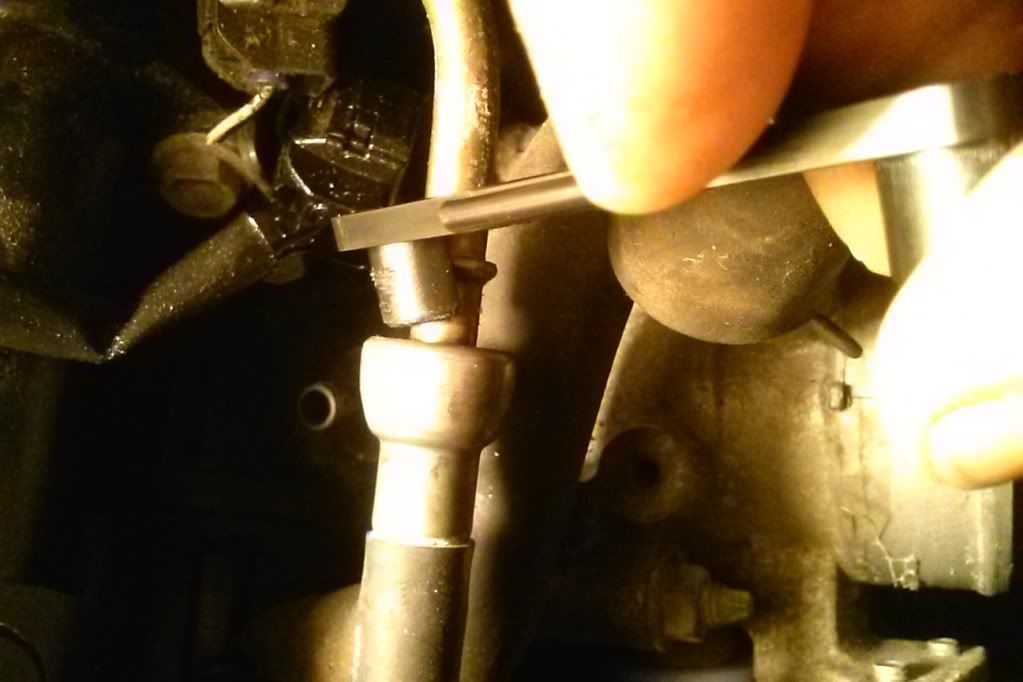 fuel rail line removal tool MR2 SpyderChat