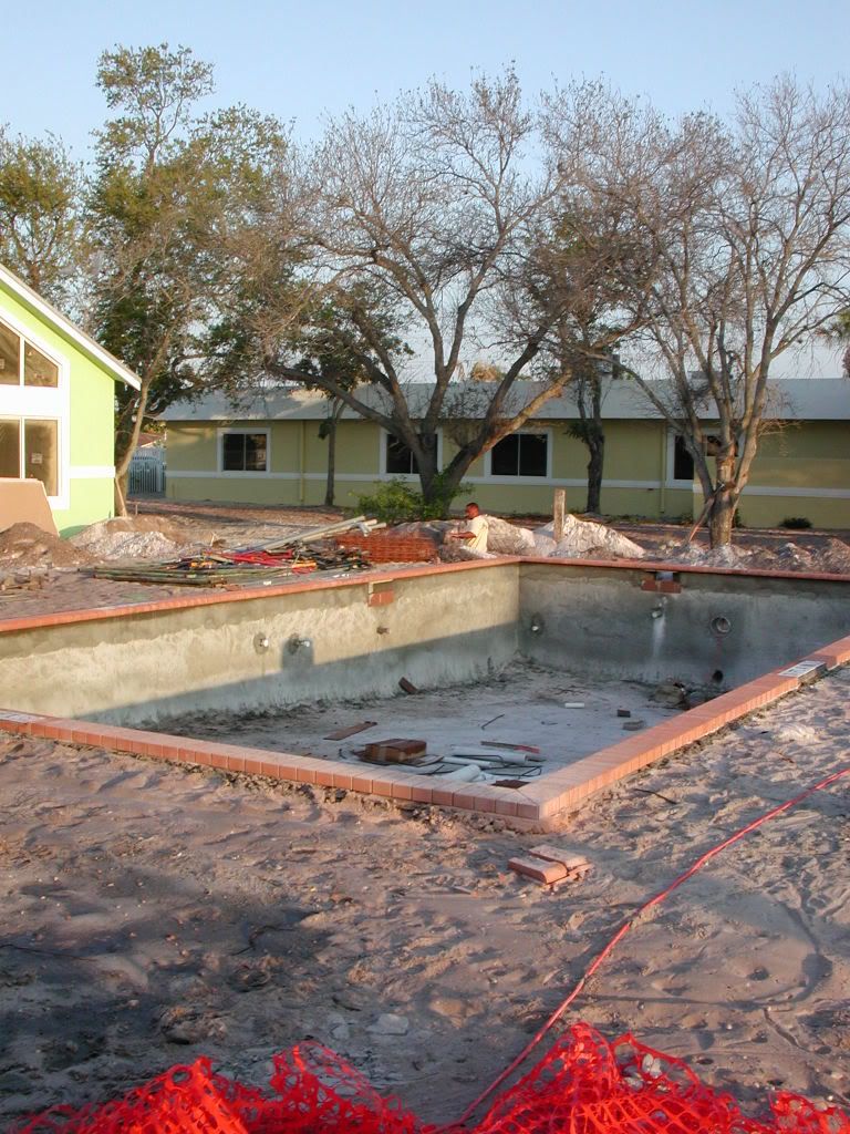 lifeskillshandholepool001.jpg