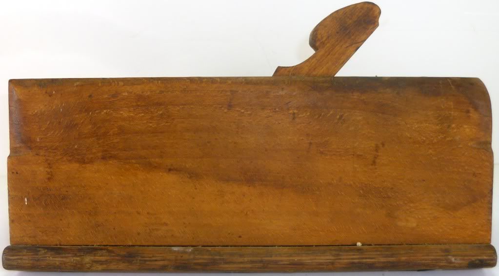 about Antique Ohio Tool Co. 7/8" Size Wood Molding Plane #62 -No Blade