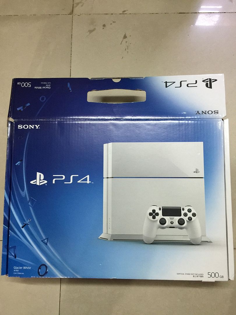 PS4 brandnew fullbox màu trắng 500GB, phụ kiện thêm: 1 tay cầm không dây và đế sạc