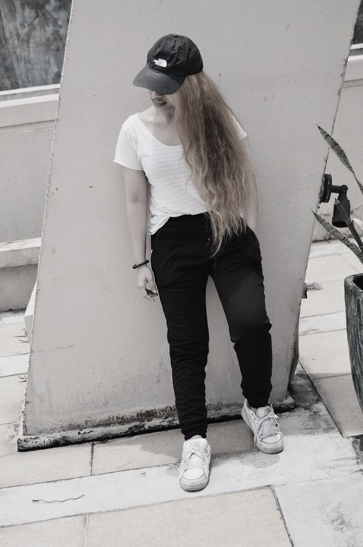 photo 68B7F79F-4CE9-4336-B2BB-8BBF8B5744B0.jpg