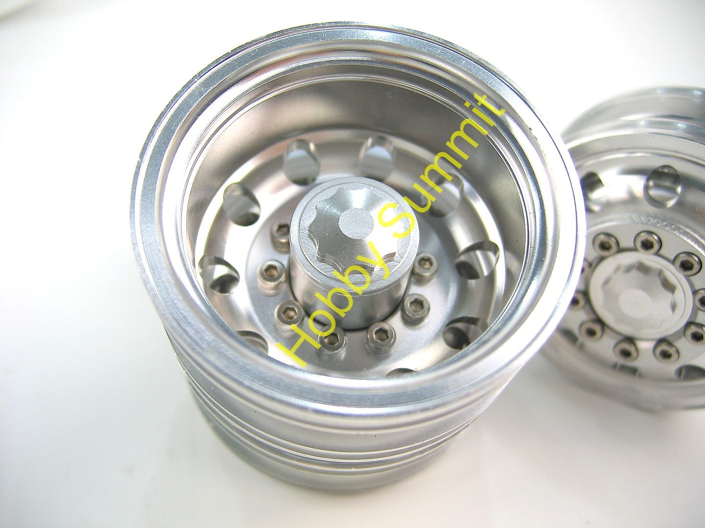  photo Alloy Wheel 3 Axle Silver_A_3.jpg