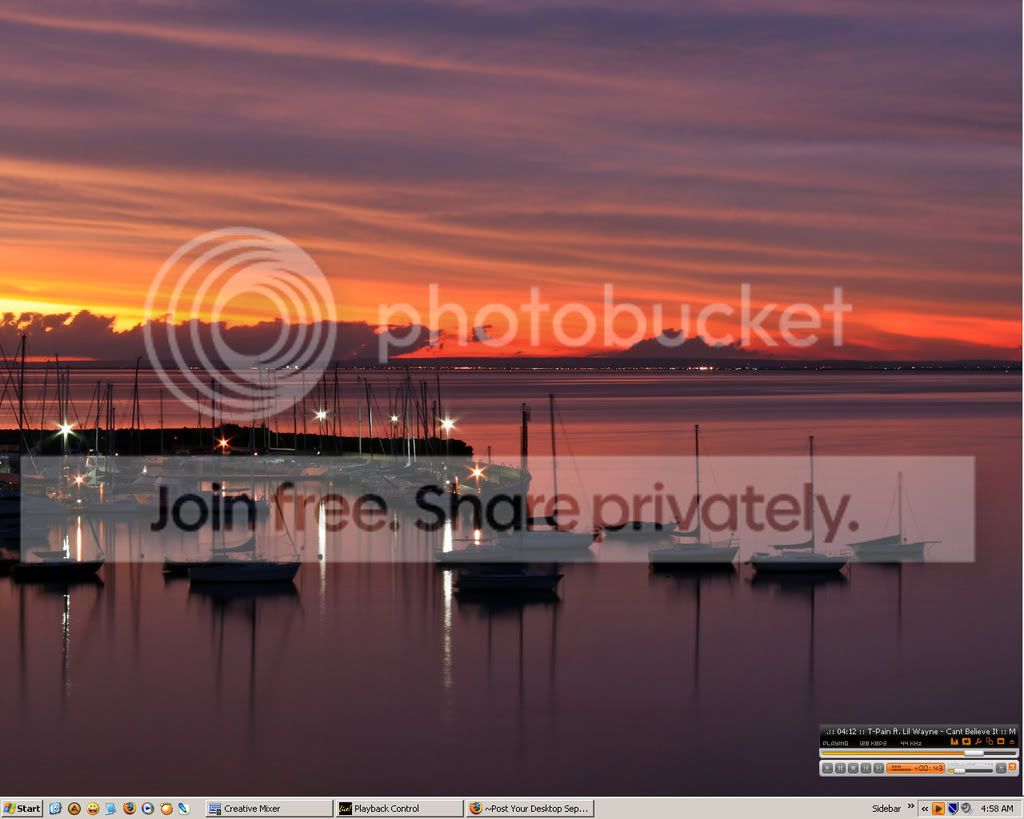 Desk-Sep-08.jpg
